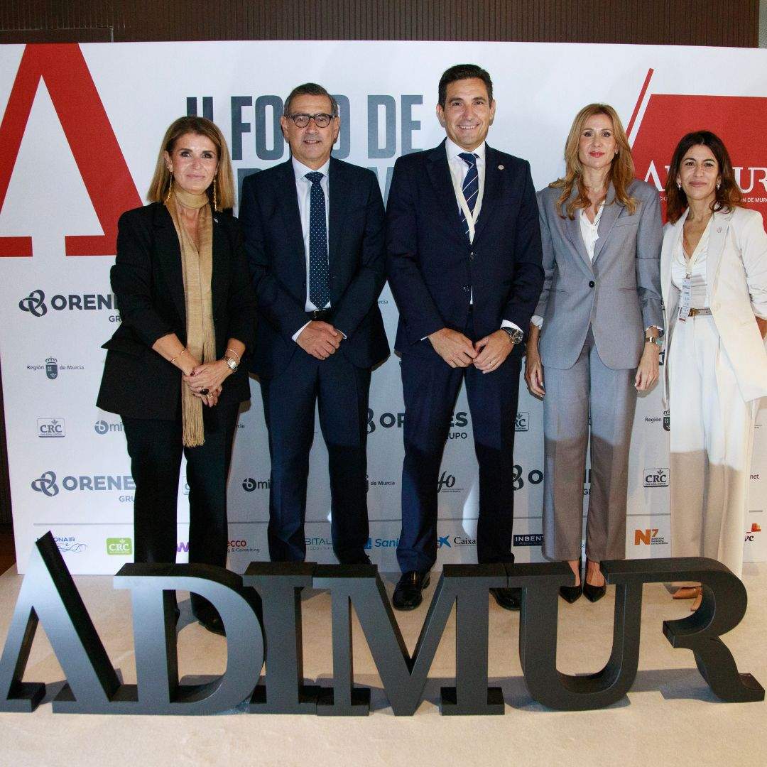 eN-SOLIDARIDAD-CON-LAS-VICTIMAS-DE-LA-DANA-EN-VALENCIA-ELITE-MURCIA-Y-CAIXABANK-APLAZAN-EL-2.jpg