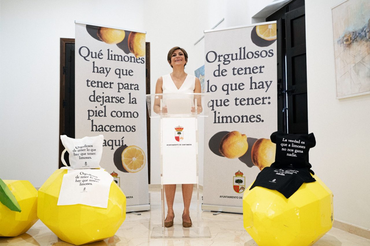 Con-un-par-de-limones-presentación-4-1280x853.jpeg